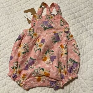 NEW Angel Dear Oxford Bubble Sunsuit, Eyelet Daffodil Bouquet